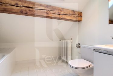 Magnifique loft de 2 pièces sous les combles - Quartier des Bastions dans un immeuble de standing