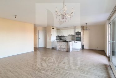 VENDU - Charmant appartement de 4.5 pièces au sein d'une petite résidence