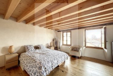 Atypique et charmant triplex avec terrasse