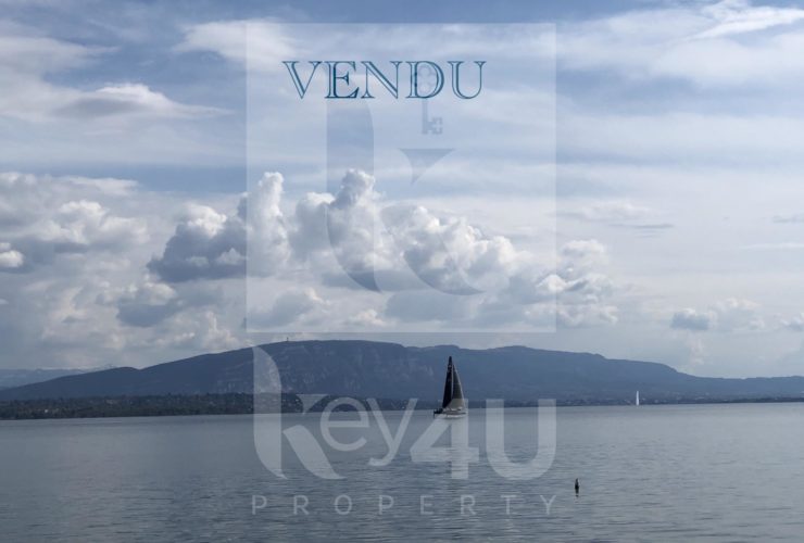 VENDU - Exceptionnel appartement vue lac