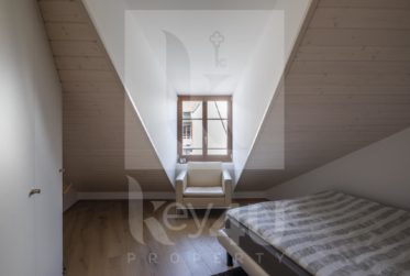 VENDU - Atypique et charmant appartement de 4 pièces au sein d'un corps de ferme