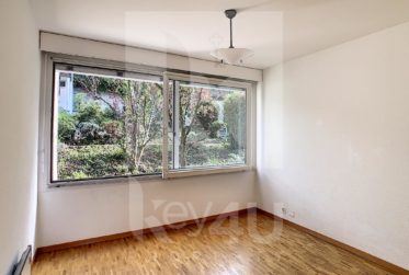 LOUÉE - Ravissante villa mitoyenne au calme et à l'abri des regards