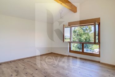 VENDU - Magnifique et lumineux duplex en rez-de-jardin