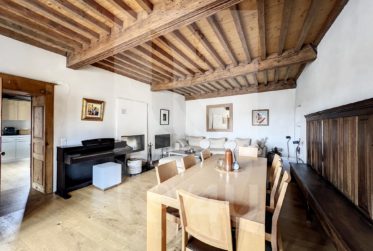 Atypique et charmant triplex avec terrasse