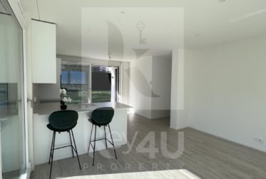 LOUÉ - Splendide souplex neuf avec jardin de 5 pièces