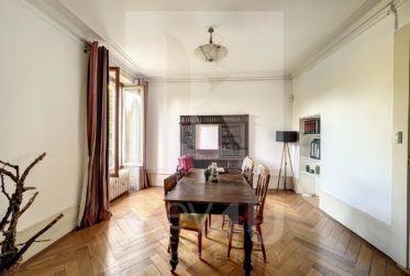 Magnifique maison bourgeoise du XIX siècle