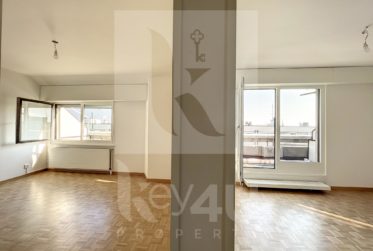 VENDU - Attique de 4 pièces au coeur de la rive droite