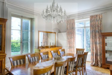 VENDUE - Splendide Maison de Maître du XXème siècle