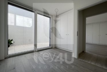 LOUÉ - Splendide souplex neuf avec jardin de 5 pièces