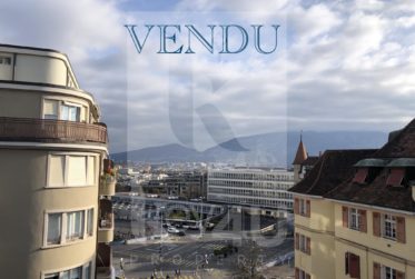 VENDU - Atypique et charmant appartement de 6 pièces sous les toits