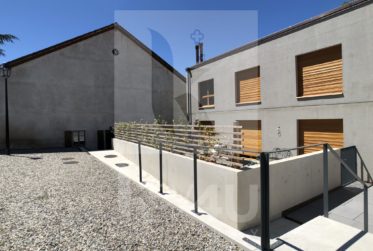 VENDU - Magnifique et lumineux duplex en rez-de-jardin