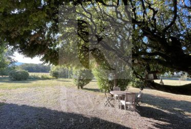 Magnifique corps de ferme avec parc privatif de 5'000 m2