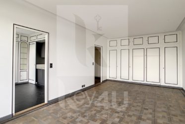 LOUÉ - Exceptionnel 2 pièces rénové face au lac