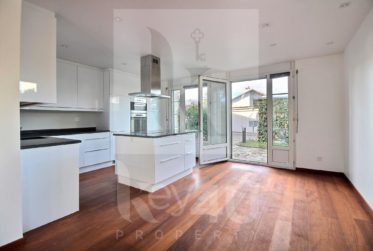 VENDU - Vandoeuvres - Charmante villa mitoyenne rénovée