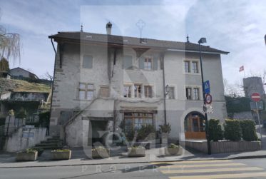 Splendide maison villageoise du XVIIème siècle