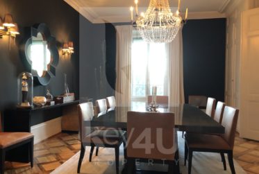 LOUÉ - Exceptionnel et luxueux appartement de 9 pièces au sein d'un immeuble de standing