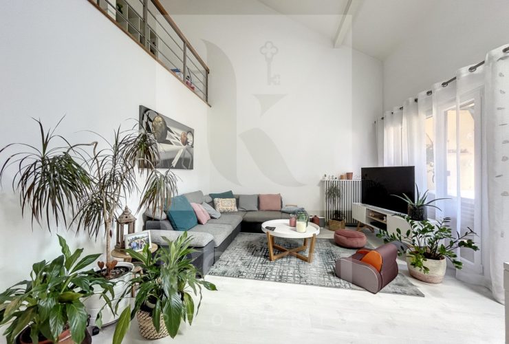 Exclusivité - Magnifique duplex en attique de 7 pièces