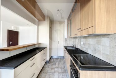 VENDU - Attique de 4 pièces au coeur de la rive droite