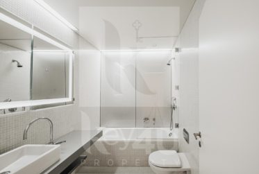 VENDU - Studio contemporain dans un immeuble de standing