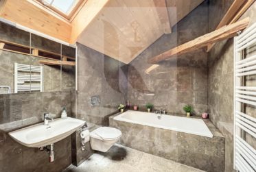 Splendide maison villageoise du XVIIème siècle