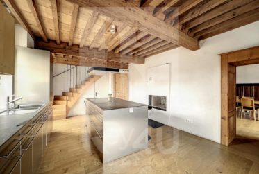 Atypique et charmant triplex avec terrasse