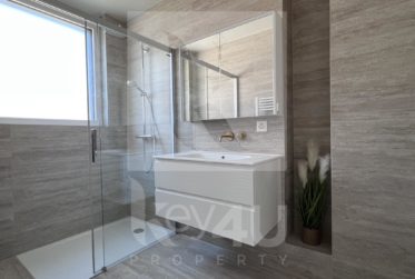 LOUÉ - Splendide souplex neuf avec jardin de 5 pièces